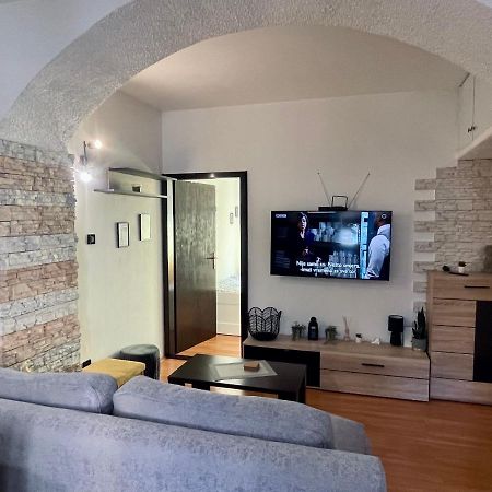 Apartman Three Queens غييكا المظهر الخارجي الصورة