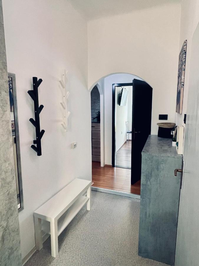 Apartman Three Queens غييكا المظهر الخارجي الصورة